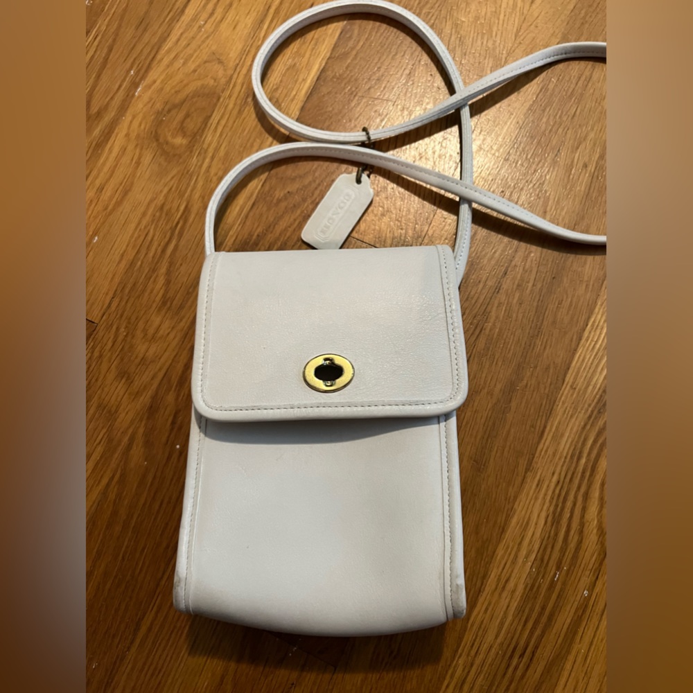 Vintage coach crossbody